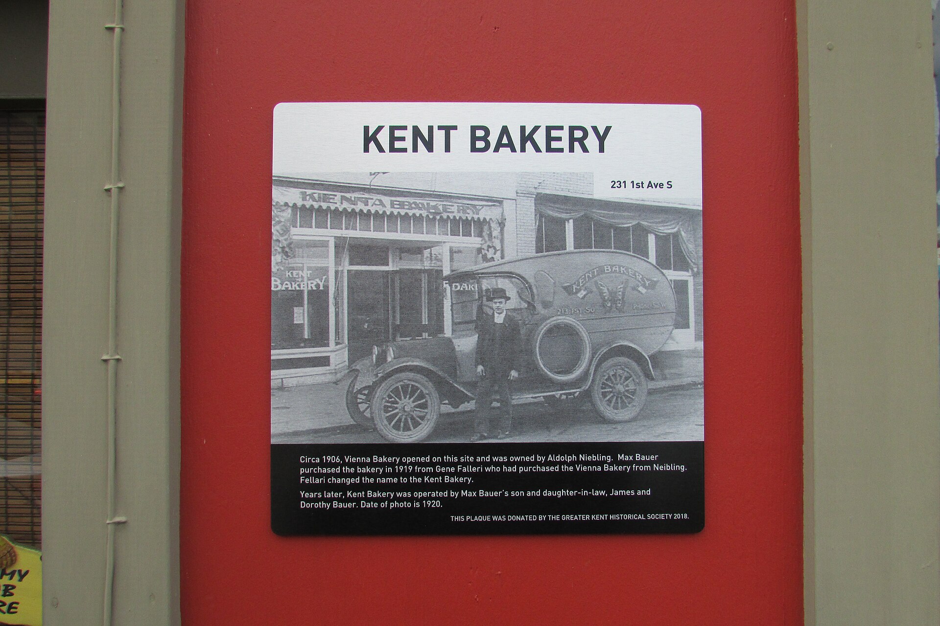 Downtown storefront in Kent, Washington